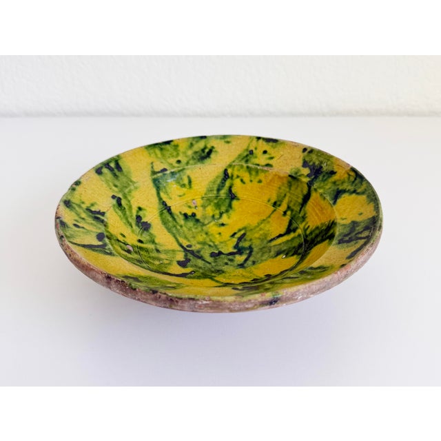 19th Century Slipware Bowl With Freeform Ochre and Green Glaze For Sale - Image 4 of 12