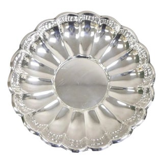 Vintage Modernist Round Silver Plated Scalloped Edge Centerpiece Fruit Bowl For Sale