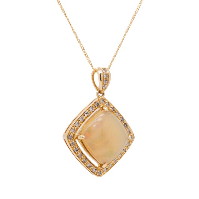 2020s 1.97ct Opal and Diamond Halo 18ct Gold Pendant Necklace - Fei Liu For Sale - Image 5 of 8