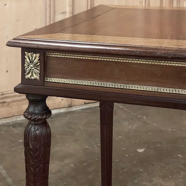 19th Century French Louis XVI Walnut End Table With Bronze Mounts For Sale - Image 11 of 12