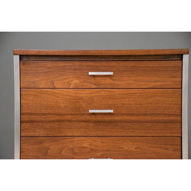 1960s Refinished Paul McCobb for Calvin Walnut Dresser Nightstand Chest For Sale In Boston - Image 6 of 11