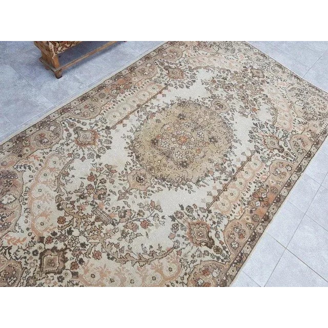 Textile 1960s Oushak Handknotted Floor Rug For Sale - Image 7 of 10