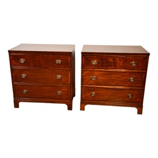 1940s Pair of Kittinger English Regency Mahogany Bachelor's Chests / Commodes For Sale