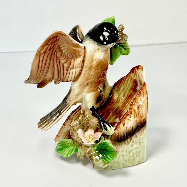 1950s Mid-Century Boho Chic Arts & Crafts Porcelain Robin Bookends - A Pair. For Sale - Image 11 of 12