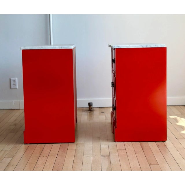 1940s Marble Top Red Lacquered Serpentine Chests, a Pair For Sale - Image 5 of 9