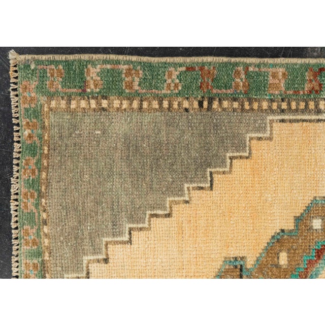 Early 21st Century Turkish Mini Rug Oriental Hand Knotted Vintage Rug 1'7" x 2'7" #21268 For Sale - Image 5 of 8