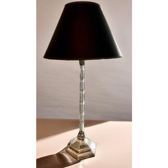 English Reed & Barton Crystal and Silver Candlestick Table Lamp For Sale - Image 3 of 8