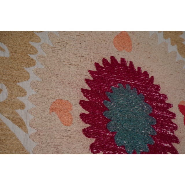Beige Uzbek Suzani Rug – Red Teal Floral Embroidery – Boho Handmade Textile 7'5'' X 10'3'' For Sale - Image 12 of 15