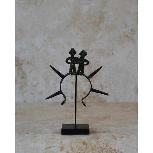 Benin Bangle in Bronze For Sale - Image 6 of 6