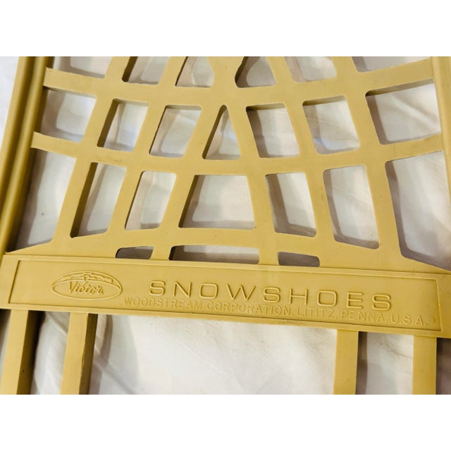 Vintage Victor Snowshoes by Woodstream Corporation – 1960s-70s - 35” Long Model For Sale In Salt Lake City - Image 6 of 6