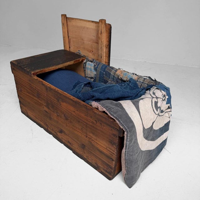 Antique Japanese Chest, 1890s For Sale - Image 10 of 18