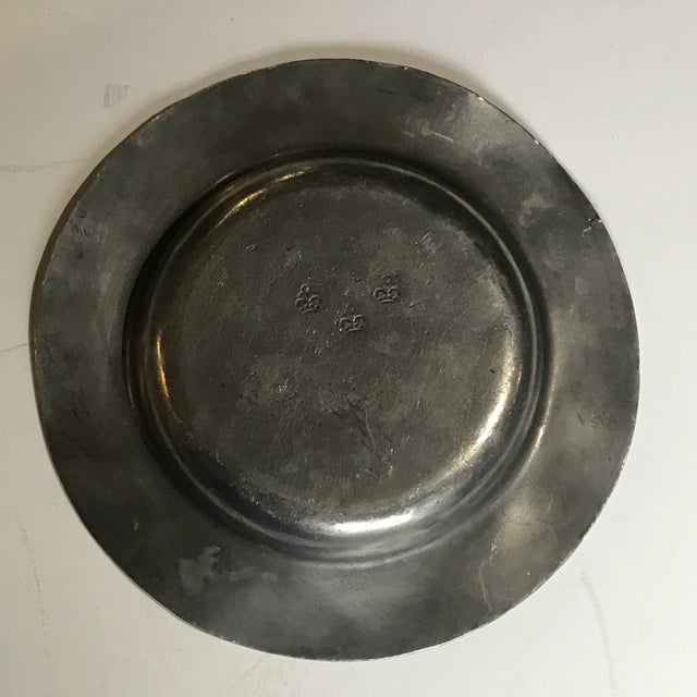 Antique pewter dish/plate. This could be used for almost anyting but I like using petwer of this size for small elegant...