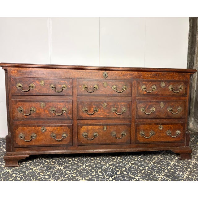 Antique George III Oak Lancashire Mule Chest For Sale - Image 3 of 18