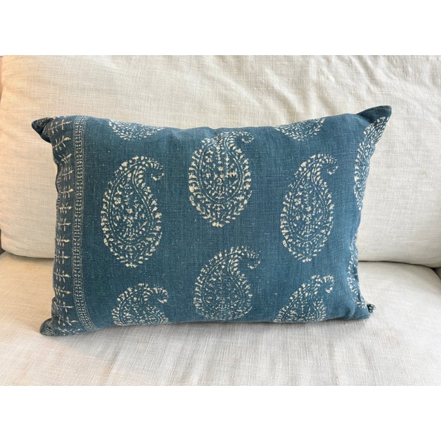 Transitional Peter Dunham Kashmir Paisley Lumbar Pillow For Sale - Image 3 of 4