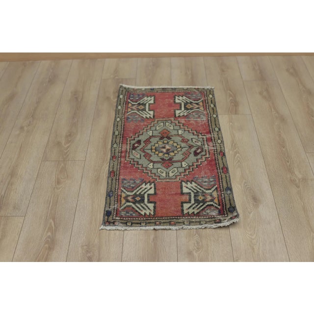 1970s Turkish Boho Style Geometric Red Doormat Rug For Sale - Image 13 of 13