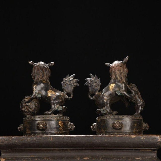 Pair of Antique Gilt Bronze Guardian Lions – 8.7" Foo Dogs on Drum Bases With Cub & Ball For Sale - Image 4 of 9