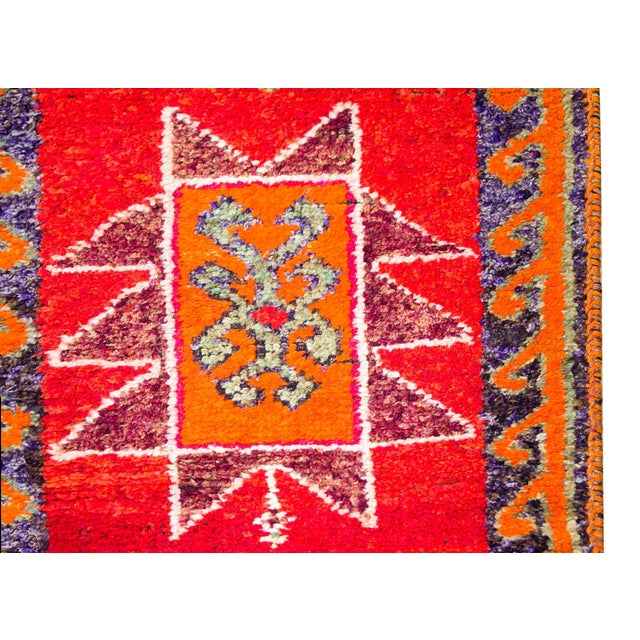 Mid-20th Century Turkish Rug For Sale - Image 11 of 15