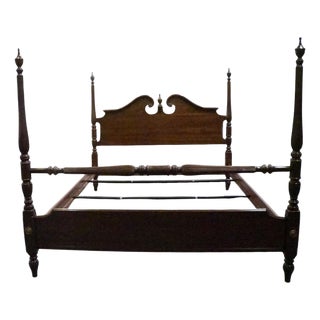 Ethan Allen Georgian Court Collection Solid Cherry Traditional Style Queen Size Four Poster Bed 11-5654 For Sale