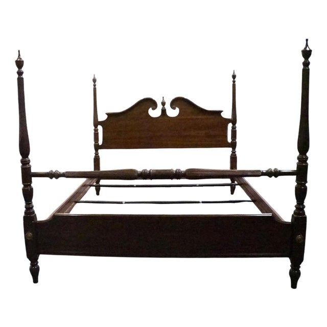 Ethan Allen Georgian Court Collection Solid Cherry Traditional Style Queen Size Four Poster Bed 11-5654 For Sale