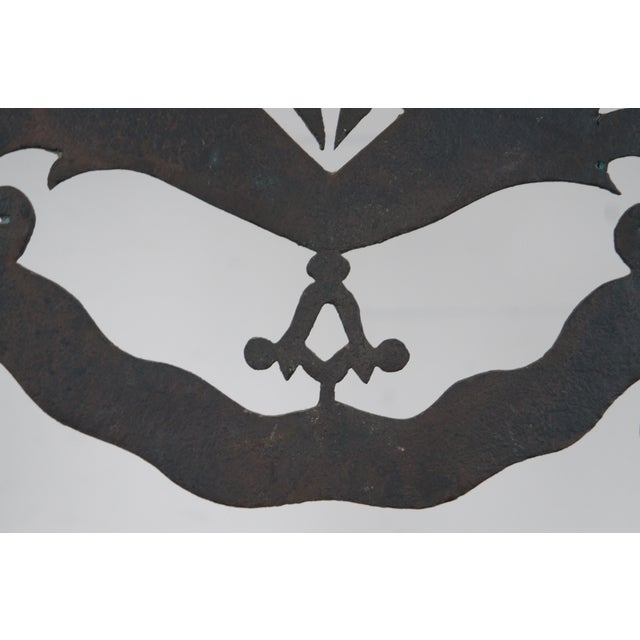 15th Century & Earlier Antique English Architectural Wrought Iron Lion Coat of Arms For Sale - Image 5 of 13