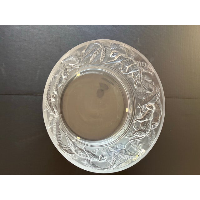 1990s Lalique Crystal Jungle Bowl, Model 1111500, Features a Detailed, Frosted Crystal Leopard Motif Surrounding the Exterior. For Sale - Image 10 of 12