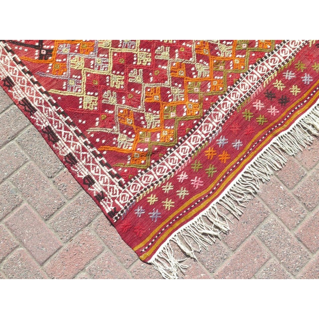 Mid 20th Century Aesthetic Turkish Embroidered Living Area Rug Kilim For Sale - Image 6 of 11