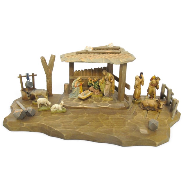 Figurative Anri Italy Hand Carved Wood Nativity Barn Stable Set Figures & Animals 12pc Set For Sale - Image 3 of 12