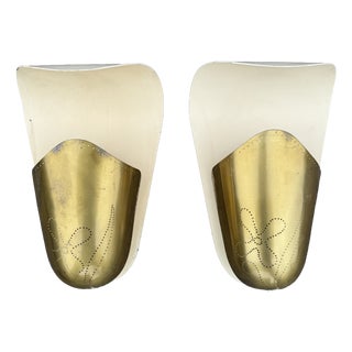 Swedish Modern Brass Wall Sconces by Harald Notini for Böhlmarks, 1950s, Set of 2 For Sale