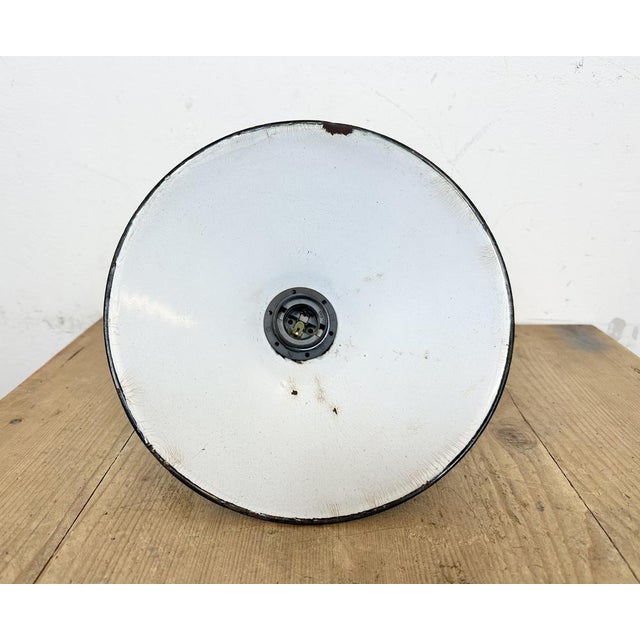 Industrial Green Enamel Military Pendant Lamp with Cast Aluminium Top, 1960s For Sale - Image 14 of 17