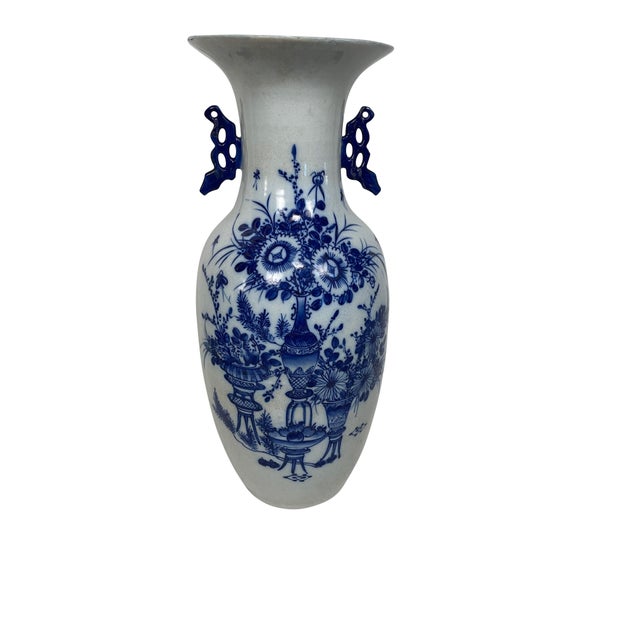 Chinese Blue and White Porcelain Collection of Five Vases - Set of 5 For Sale In Boston - Image 6 of 13
