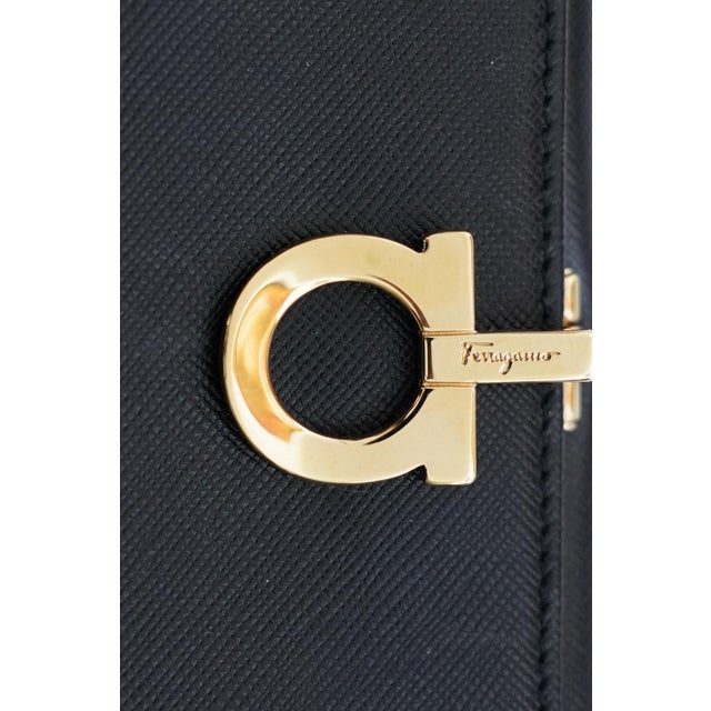 Salvatore Ferragamo Gancini Icona Black Leather Continental Wallet For Sale In Miami - Image 6 of 10