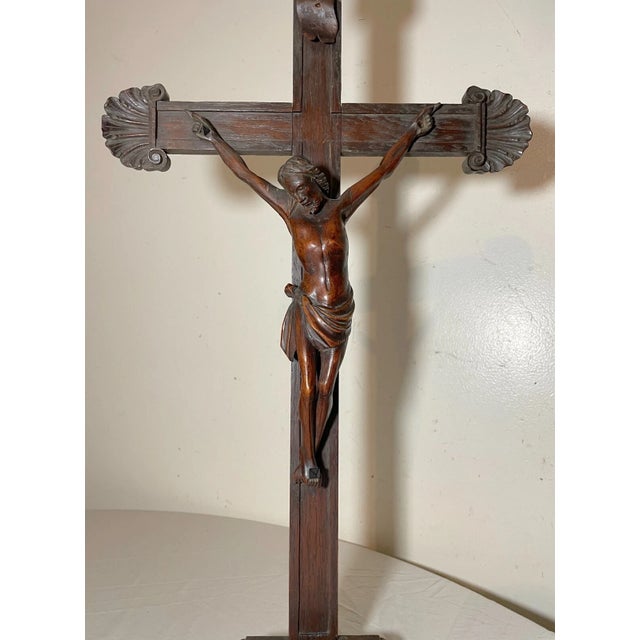 Antique 1700's Hand Carved Wood Religious Jesus Christ Crucifix Cross Sculpture For Sale - Image 4 of 15