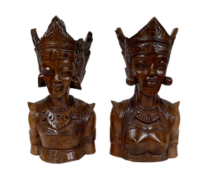 Indonesian Dancer Sculptures in Massive Wood, 20th-Century, Set of 2