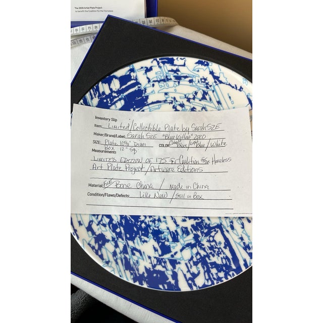 Artist Plate Project 2020 Collectors Plate Sarah Sze Artist Blue and White Abstract For Sale - Image 4 of 7