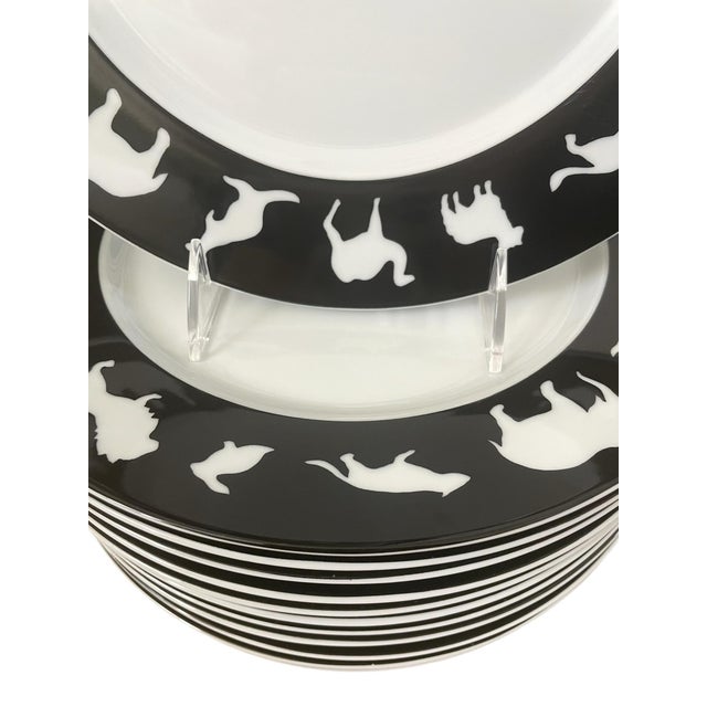 This set of 12 vintage BLOCK dinner plates from Spal Portugal features a black and white wildlife pattern, with a diameter...