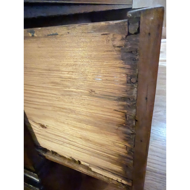 Early 19th Century American/ Colonial Georgian Dresser For Sale - Image 4 of 9