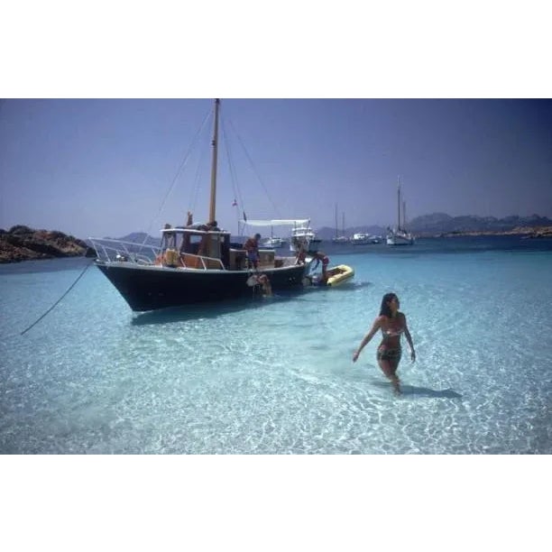 Yachting Trip 1967 Selvaggia Borromeo wades ashore from her yacht during a holiday on the Costa Smeralda in Sardinia,...