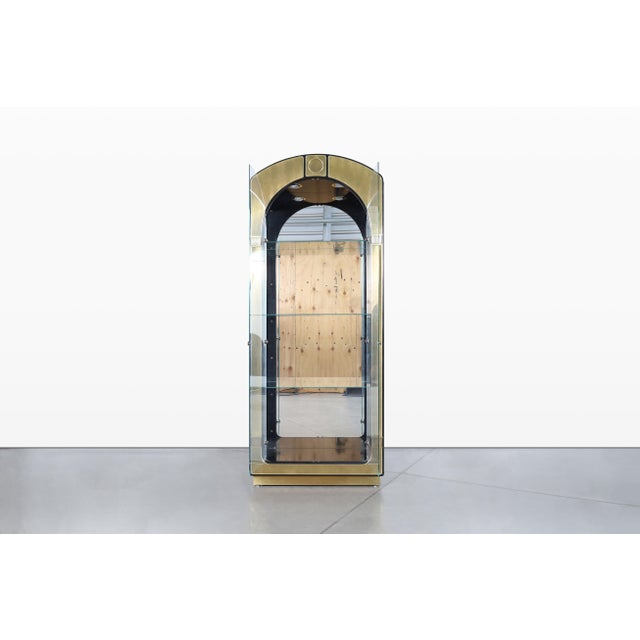 1970s Mastercraft Brass Vitrine / Display Cabinet For Sale - Image 10 of 13