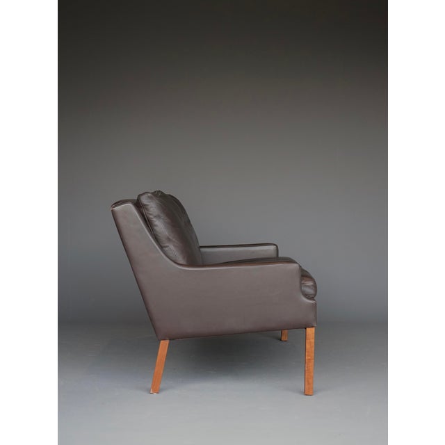 Danish Two-Seater Sofa in Brown Leather by Georg Thams for Vejen Polstermøbelfabrik, 1960s For Sale - Image 4 of 12