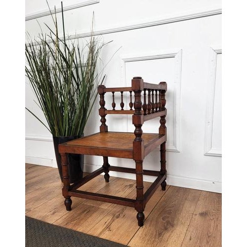 Italian Neoclassic Carved Wooden Corner Chair, 1950s For Sale - Image 3 of 9