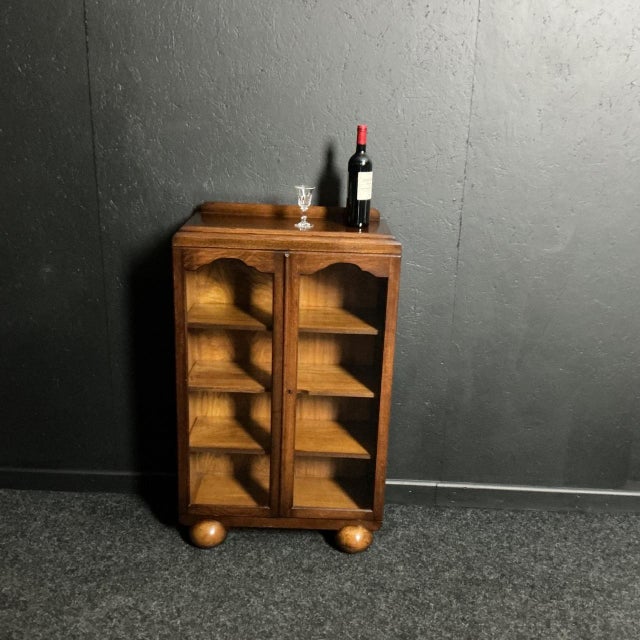 Art Deco Oak Bookcase, 1935, in Good conditions. Designed 1920 to 1949