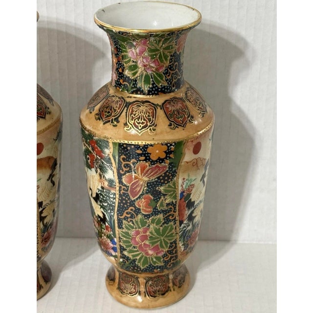 1970s Vintage Chinese Satsuma Moriage Vase Hand Painted Cranes Floral Gold Gilt Set For Sale - Image 5 of 12