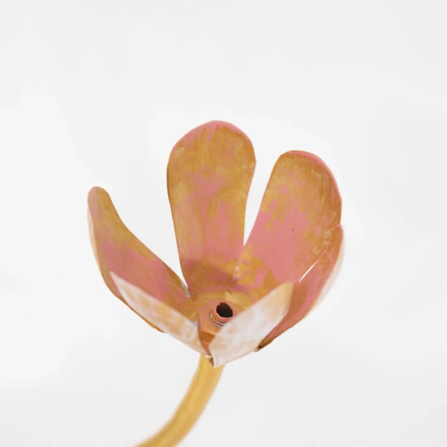 2020s Vintage Brunschwig & Fils Toleware Flower Table Lamp, Yellow and Pink Tulip Design For Sale - Image 5 of 9