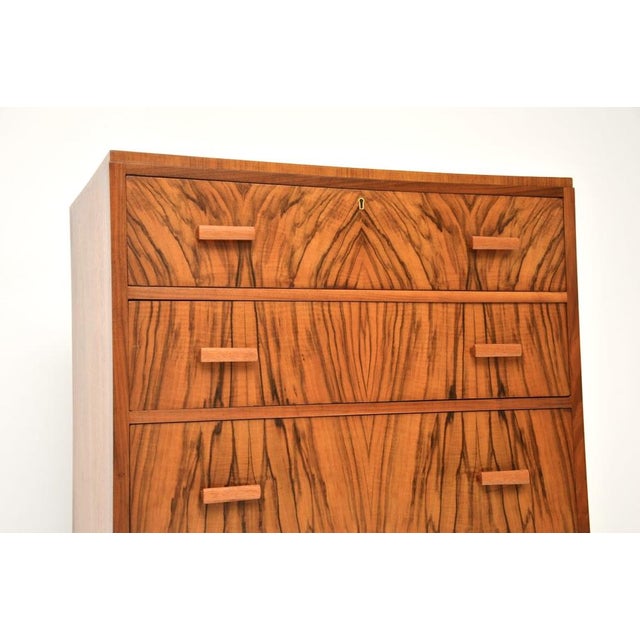 Wood Art Deco Figured Walnut Chest of Drawers, 1930 For Sale - Image 7 of 10