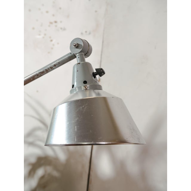 Curt fischer design midgard r2 desk lamp from the 1950s. specifications: brand: midgard model: r2 era: 1950s finish:...