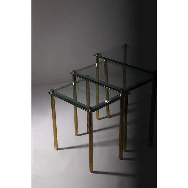 Italian Nesting Coffee Tables in Thick Glass and Brass, 1965, Set of 3 For Sale - Image 9 of 11