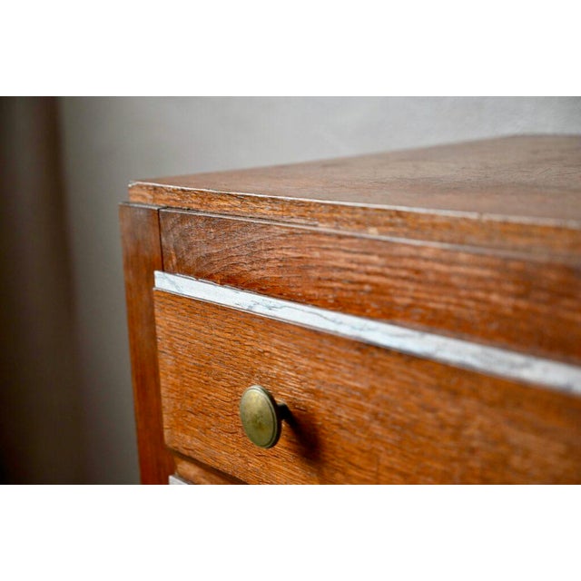 Chest of Drawers in Oak For Sale - Image 6 of 18