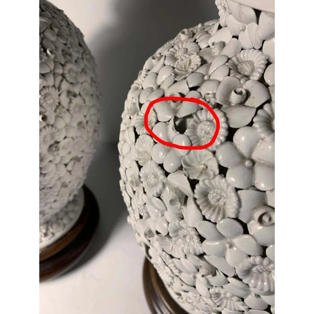 White Vintage Italian Antonio Zen White Flower Lamps - A Pair For Sale - Image 8 of 10