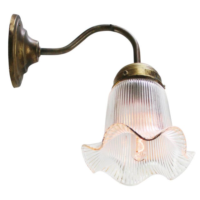 1950s French Clear Holophane Glass and Brass Wall Lamp For Sale - Image 5 of 6