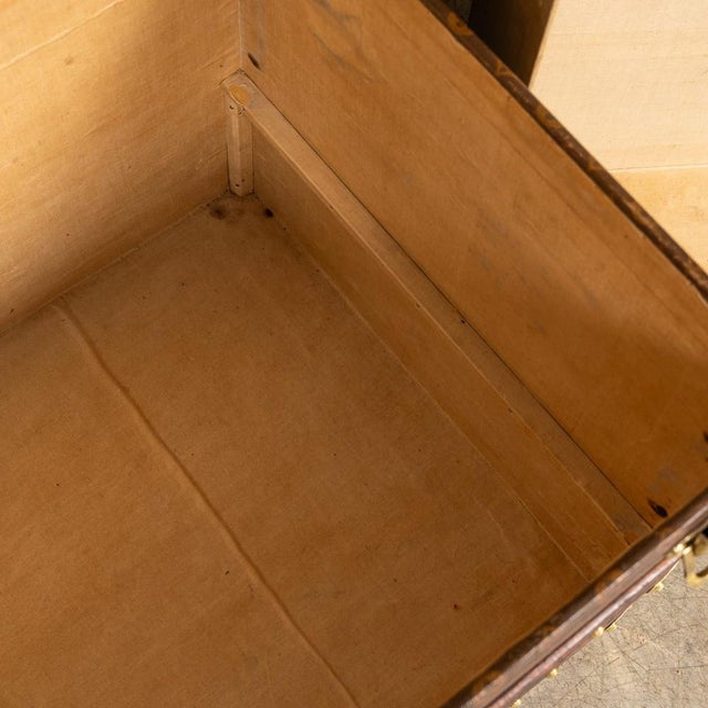 Antique French Trunk in Monogram Canvas from Louis Vuitton, 1910 For Sale - Image 17 of 18